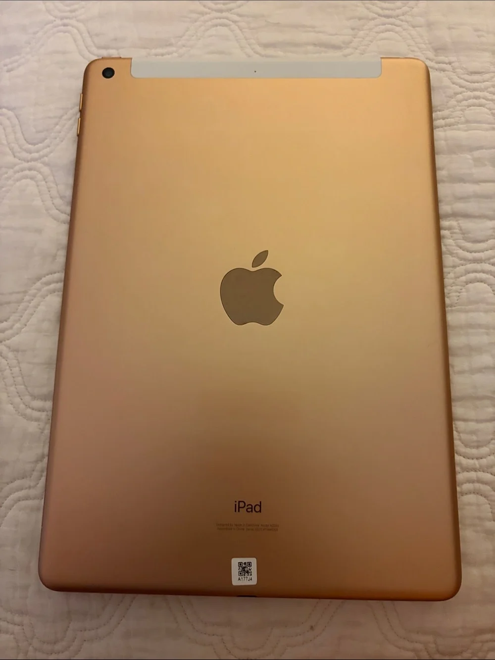 Apple iPad in 7th Gen Cellular White Front with Rose Gold Trim